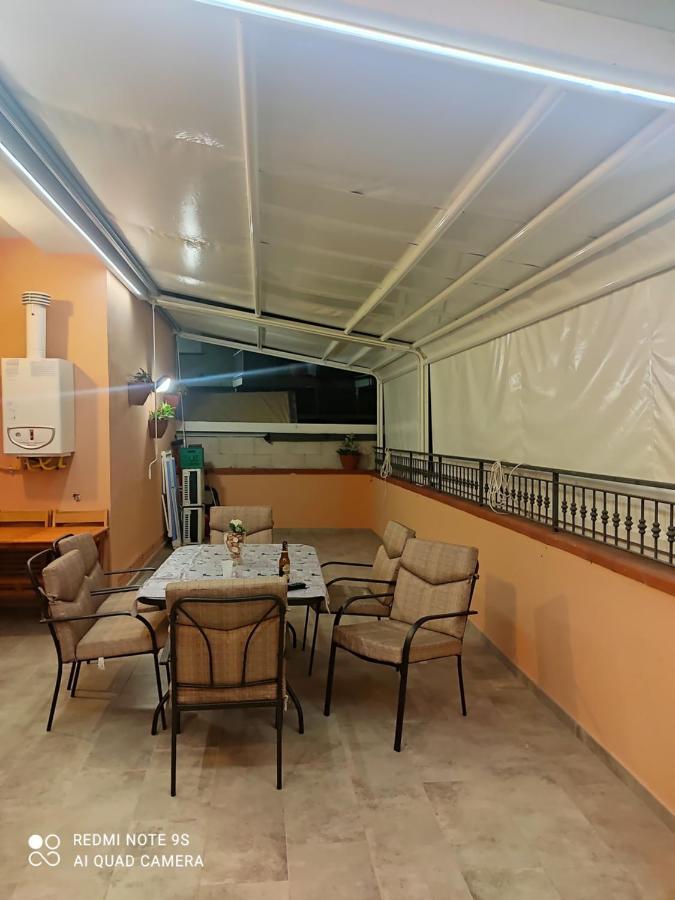 La Casa Del Sole Bed & Breakfast แตร์ราชินา ภายนอก รูปภาพ